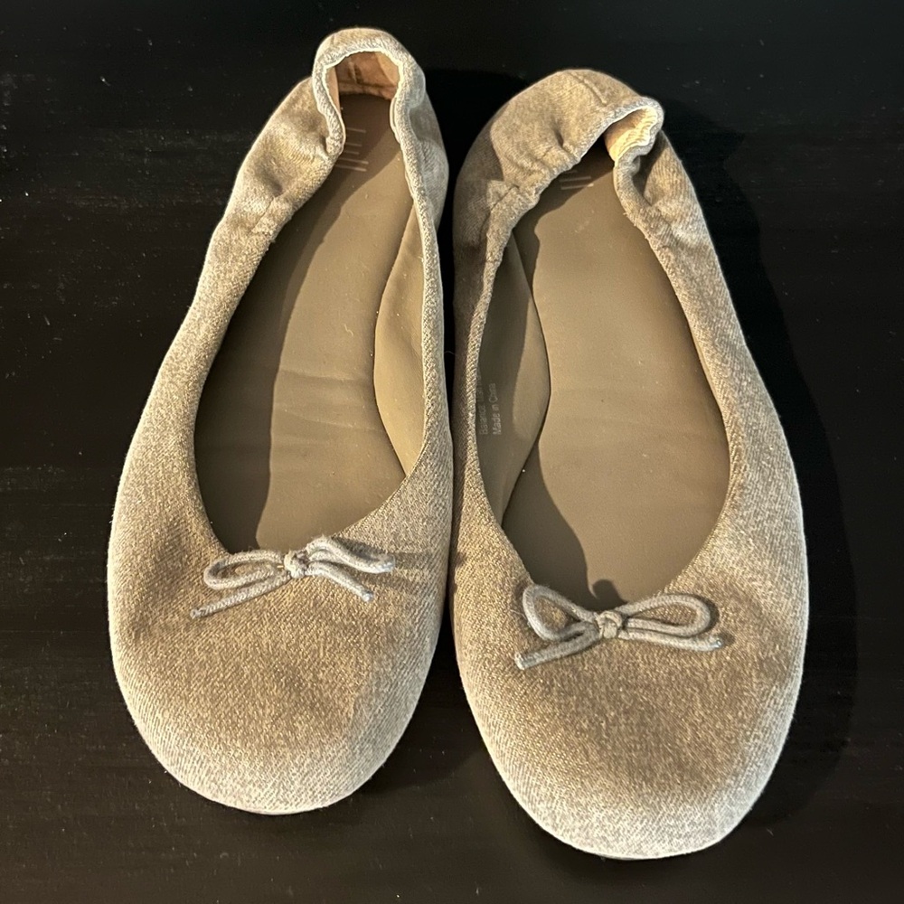 Grey canvas ballet-flats by J.Jill